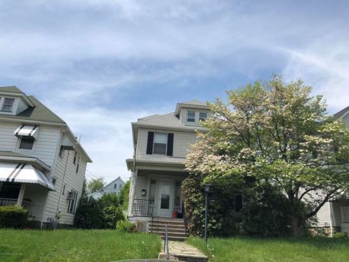 629 Bromley Ave, Scranton PA  18504-1502 exterior