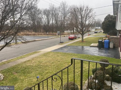 113 Borman Ave, Avenel, NJ 07001-2106