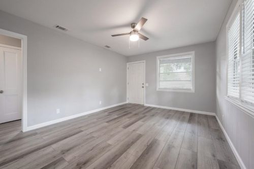 1806 Comanche Ave, Tampa FL  33610-8224 exterior