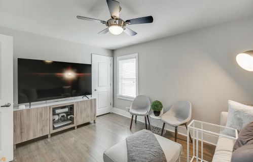 1485 Harts Mill Rd, Atlanta GA  30319-1824 exterior