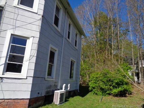 85 Brightwood Ave, Torrington CT 06790-5010 exterior