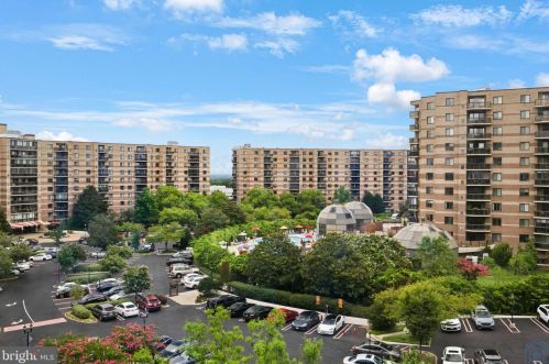 8360 Greensboro Dr, Mc Lean VA  22102-3511 exterior