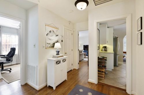 962 Cardova Dr, Atlanta GA 30324-4213 exterior