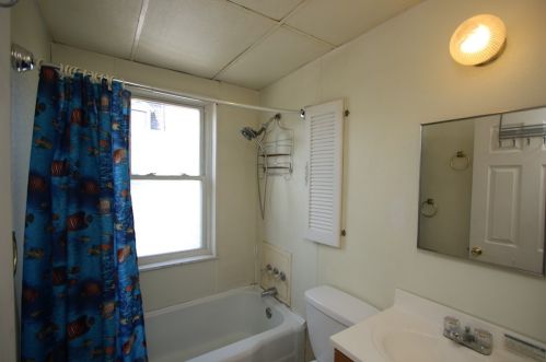 2801 Cobden St, Pittsburgh PA 15203-2608 exterior