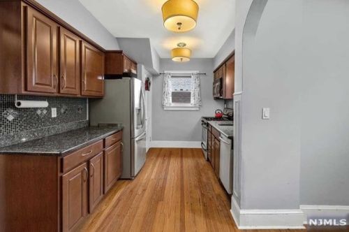 527 Terhune St, Teaneck NJ  07666-1643 exterior