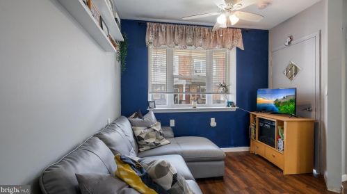 2440 Lawrence St, Philadelphia PA 19120-2807 exterior