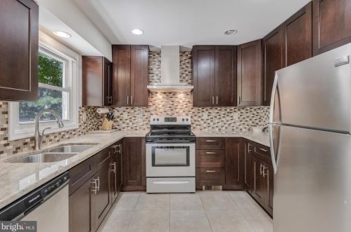 13824 Rippling Brk Dr, Silver Spring MD 20906-2302 exterior