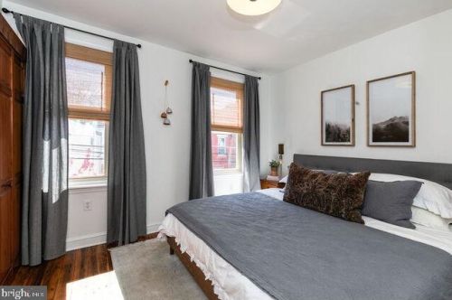 2536 Collins St, Philadelphia PA 19125-1407 exterior