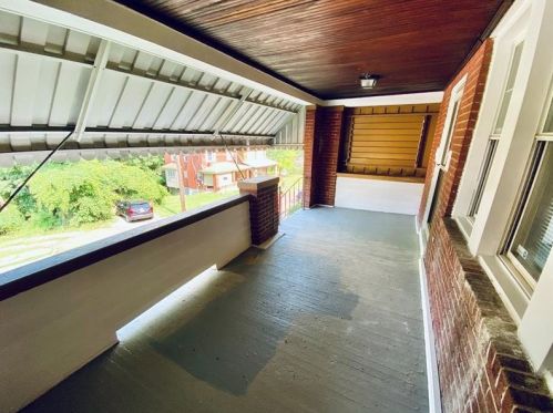 2226 Lutz Ave, Pittsburgh, PA 15210-4354