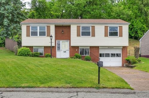 129 Mohawk Trail Dr, Pittsburgh, PA 15235-3530