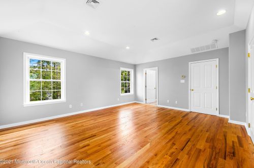 2278 Burroughs Ave, Northfield NJ 08225-1063 exterior