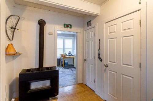 107 Harvey St, Ely MN 55731-1147 exterior