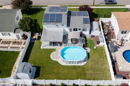 31 Karl Dr, Old Bridge NJ 08857-2525 exterior