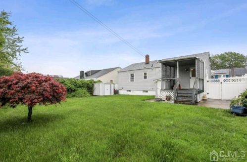 783 Robbins St, Perth Amboy NJ 08861-1708 exterior