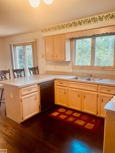 25353 Dunn Ct, New Baltimore MI 48051-1993 exterior