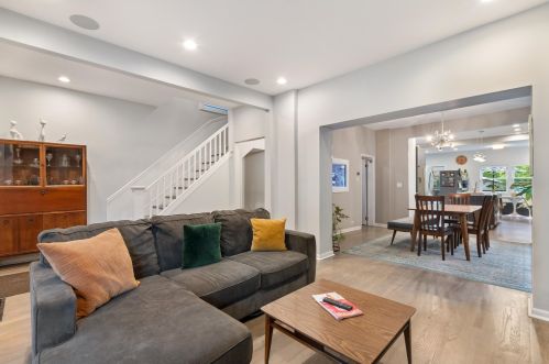 3333 Belden Ave, Chicago, IL 60647-2509