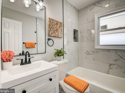 432 Orange St, Washington DC  20032-1622 exterior