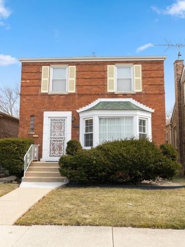 10225 Vernon Ave, Chicago, IL 60628-2215