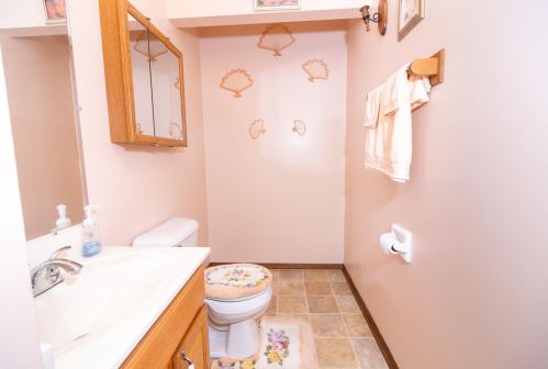 5805 111, Milwaukee WI 53214-2357 exterior