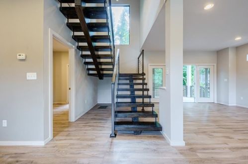 948 Bruce Cir, Atlanta GA 30316-3104 exterior