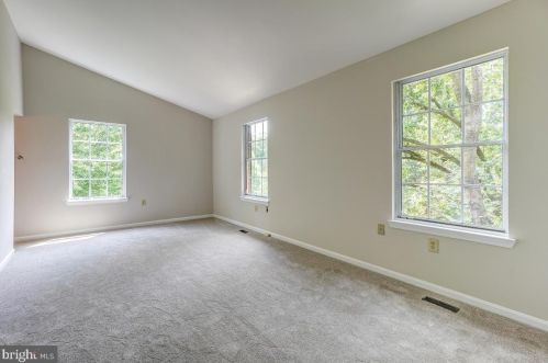 717 Twin Holly Ln, Silver Spring MD 20910-4665 exterior