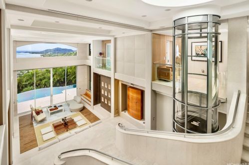 360 Puuikena Dr, Honolulu HI 96821-0025 exterior