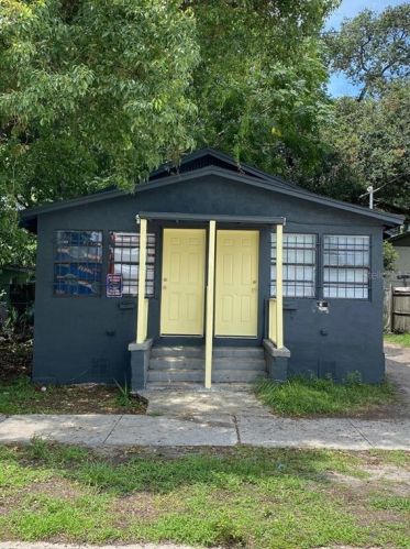 1035 Anderson St, Orlando, FL 32805-2553