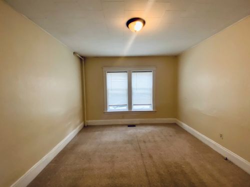 112 West St, Worcester MA 01609-2338 exterior