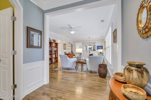 71 Spg Beauty Dr, Bluffton SC 29909-7149 exterior