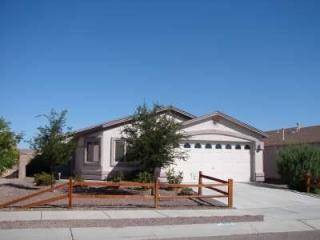 7656 Meadow Spring Way, Tucson AZ  85747-5653 exterior