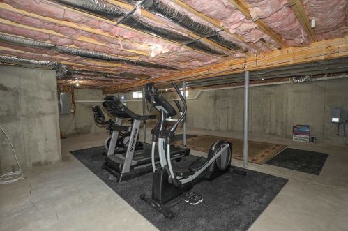 62 Hoit Rd, Concord NH  03301-1804 exterior