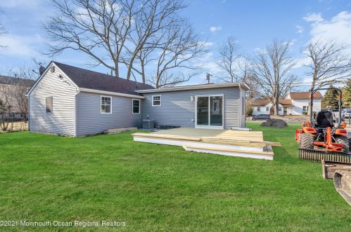 3106 Hiawatha Ave, Point Pleasant Beach NJ 08742-3541 exterior