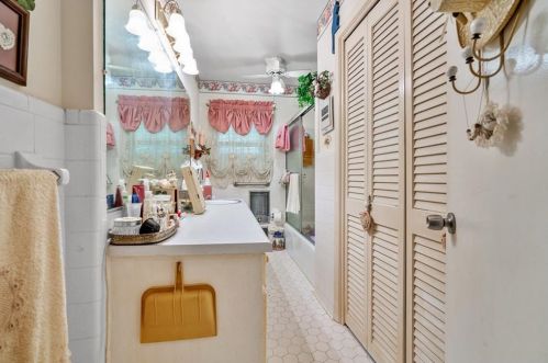 3325 Mcclure Bridge Rd, Duluth GA 30096-3224 exterior