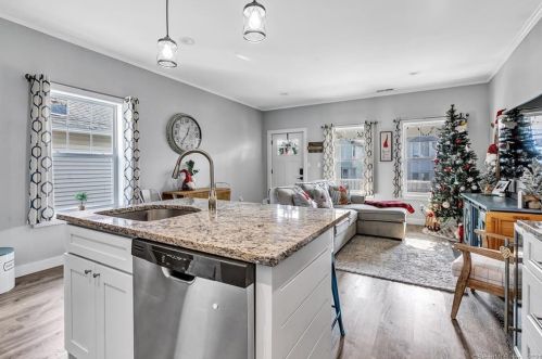 29 Gerard St, Milford CT 06460-7839 exterior