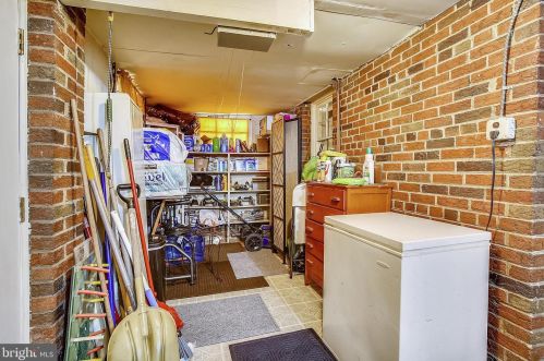 2905 Carlton Ave, Washington DC 20018-2615 exterior