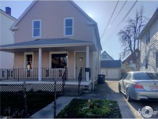 2034 Quail St, Cleveland OH  44107-5218 exterior