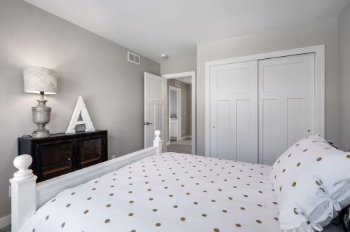 573 Eustis St, Saint Paul MN 55108-1525 exterior