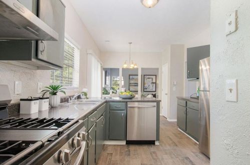 6279 Marbut Farms Rd, Lithonia GA 30058-6437 exterior