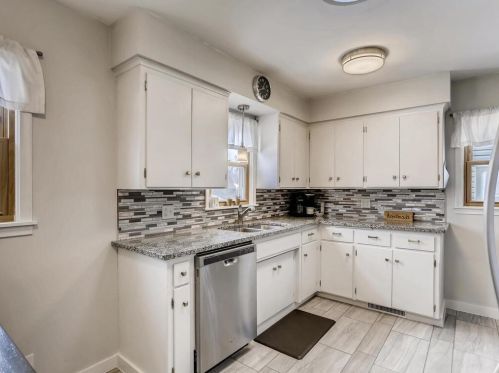 143 22nd Ave, South Saint Paul MN 55075-5846 exterior