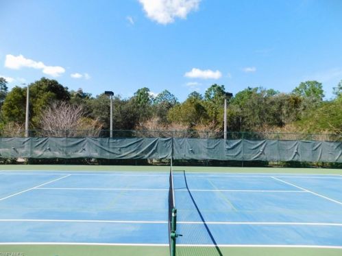 1835 Florida Club Cir, Naples FL 34112-8706 exterior