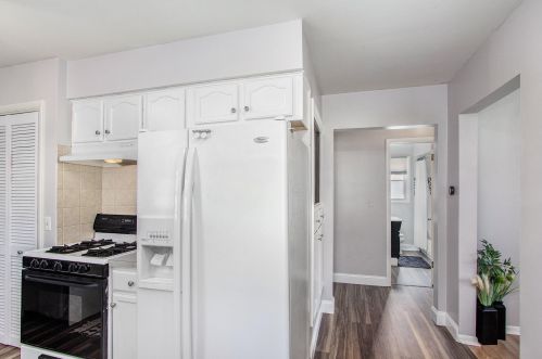 3240 Homecrest Ave, Wyoming MI exterior