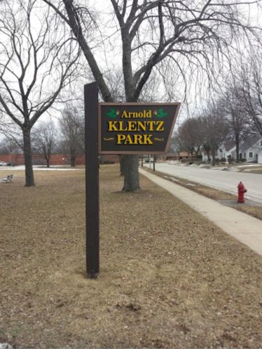 2615 71st St, Milwaukee WI  53219-2512 exterior