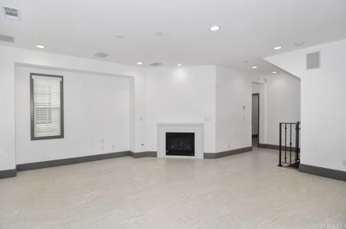 1381 San Juan St, Tustin CA  92780-4645 exterior