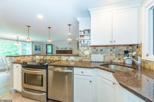 34 Summit Rd, Sparta NJ  07871-1411 exterior