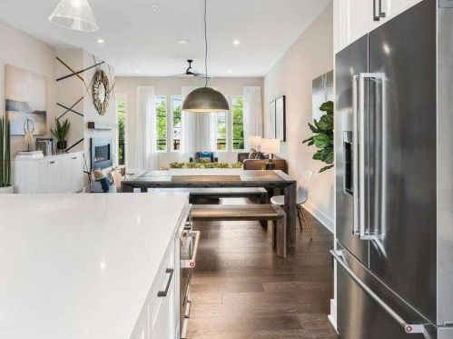 1277 Chelsea Cir, Atlanta GA 30318-1268 exterior