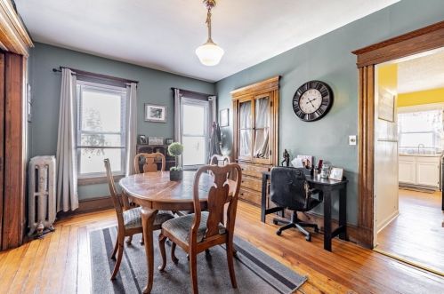 19 Parkwood St, Springfield MA 01108-2609 exterior