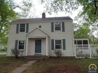 1900 Arnold Ave, Topeka KS  66604-3311 exterior