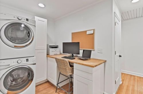 1856 Colland Dr, Atlanta GA 30318-2604 exterior