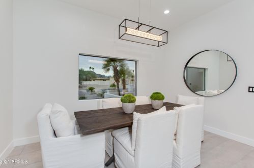 9919 47th Pl, Phoenix AZ  85028-4242 exterior