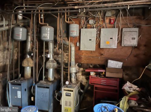 4261 Frankford Ave, Philadelphia PA 19136-2736 exterior